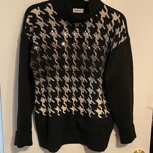 Studio Park Black and White Houndstooth Turtleneck Sweater sparkle front.